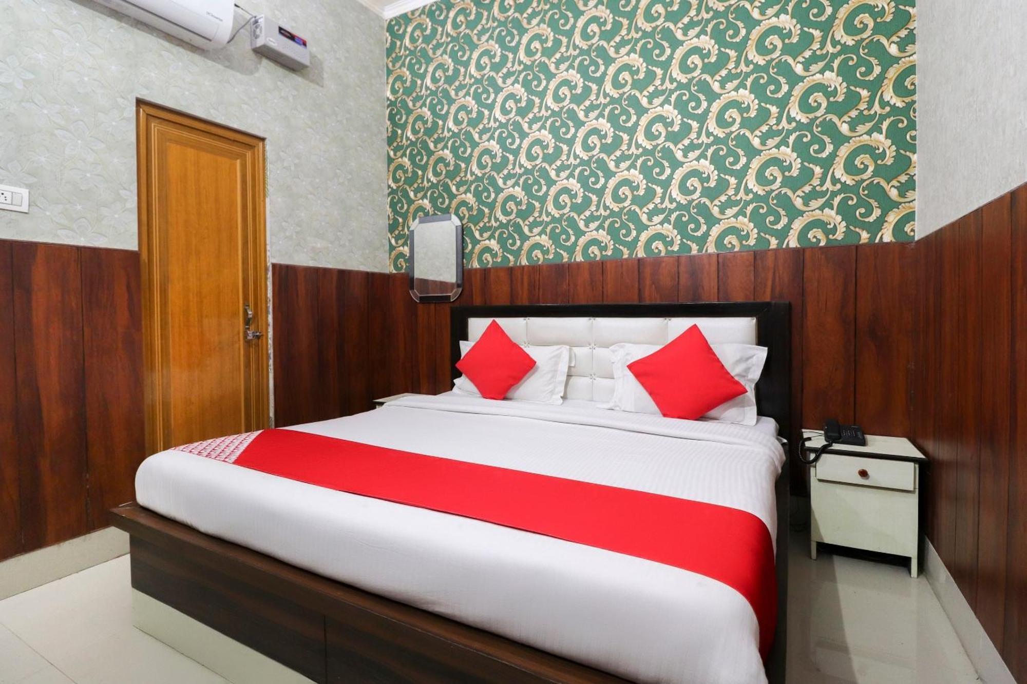Hotel O Moon Light Roorkee Eksteriør billede